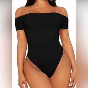 💜Rue21 Black Bodysuit with Plunging Neckline
